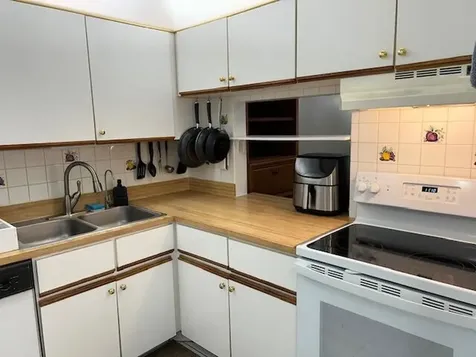 109 Lake Susan Drive West Palm Beach FL 33411