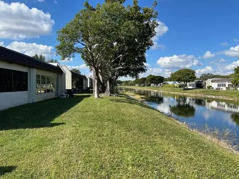109 Lake Susan Drive West Palm Beach FL 33411