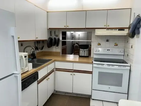 109 Lake Susan Drive West Palm Beach FL 33411