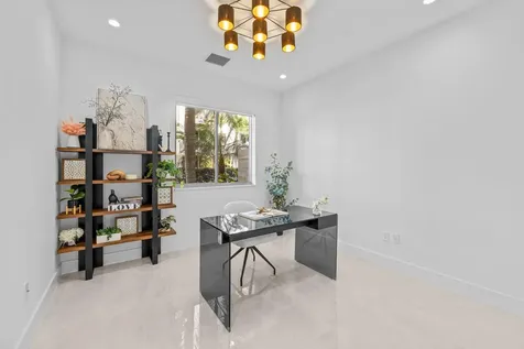 1731 Nw 40th Drive Boca Raton FL 33431