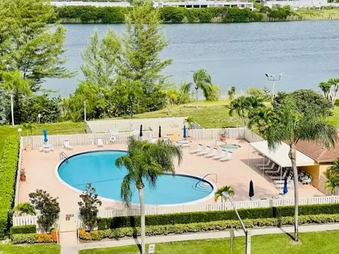 4570 Nw 18th Avenue Deerfield Beach FL 33064