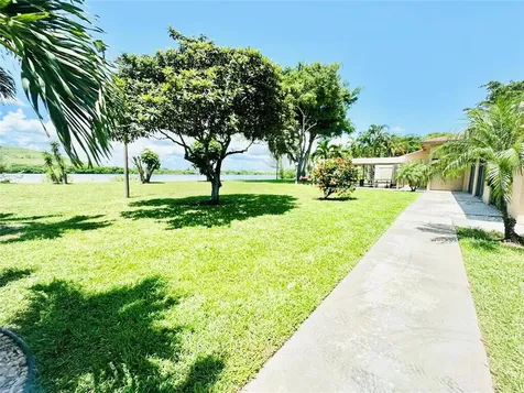 4570 Nw 18th Avenue Deerfield Beach FL 33064