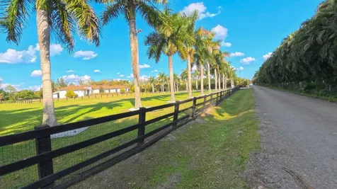 14225 43rd Road Loxahatchee FL 33470