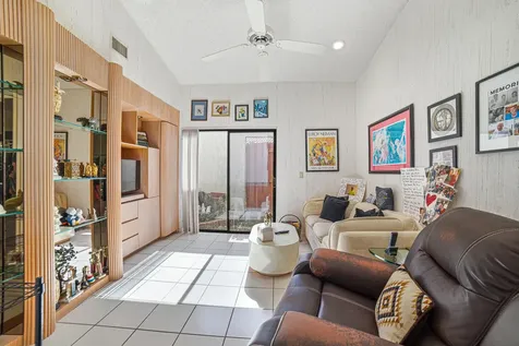 10826 White Aspen Lane Boca Raton FL 33428