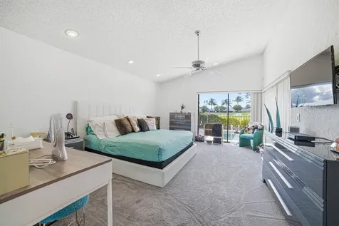 10826 White Aspen Lane Boca Raton FL 33428