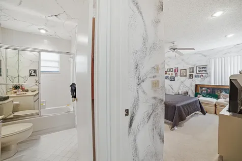 10826 White Aspen Lane Boca Raton FL 33428