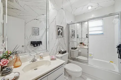 10826 White Aspen Lane Boca Raton FL 33428