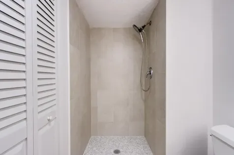 8535 Casa Del Lago Boca Raton FL 33433
