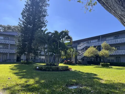 287 Suffolk G Boca Raton FL 33434
