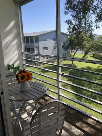 287 Suffolk G Boca Raton FL 33434