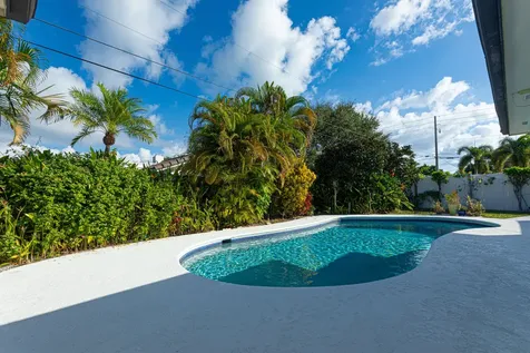 2013 Ardley Road North Palm Beach FL 33408