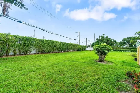 5074 Privet Place Delray Beach FL 33484