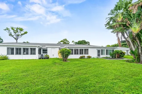 5074 Privet Place Delray Beach FL 33484