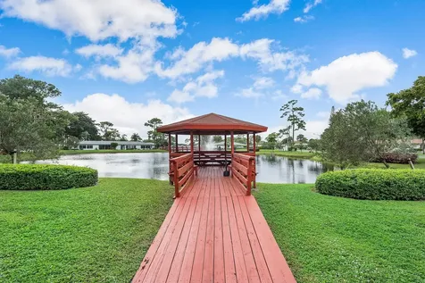 5074 Privet Place Delray Beach FL 33484