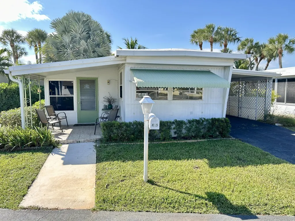 425 E Bougainvillea Drive Deerfield Beach FL 33442