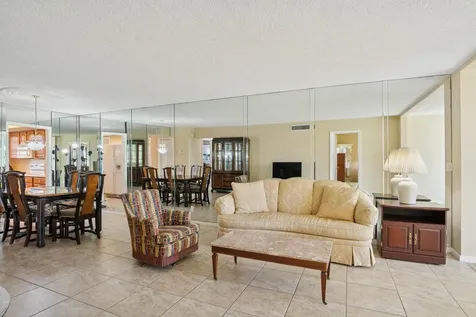 157 Atlantis Boulevard Atlantis FL 33462