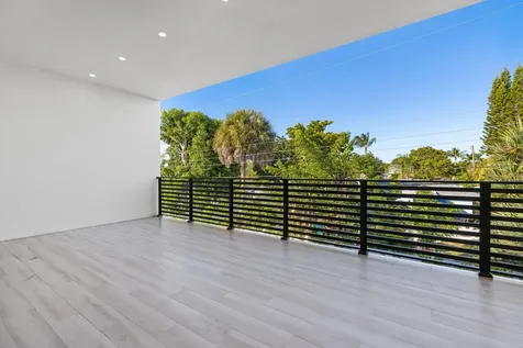 957 Sw 12th Street Boca Raton FL 33486