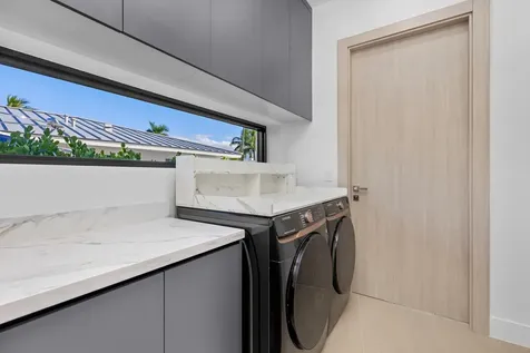 957 Sw 12th Street Boca Raton FL 33486