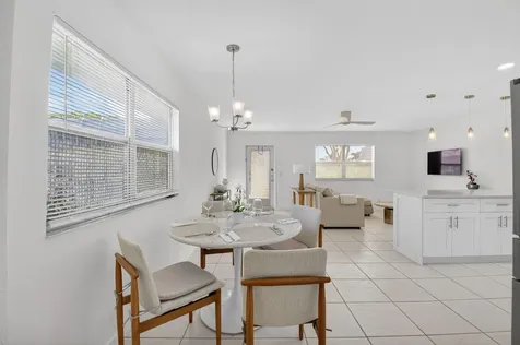 154 Valencia G Delray Beach FL 33446
