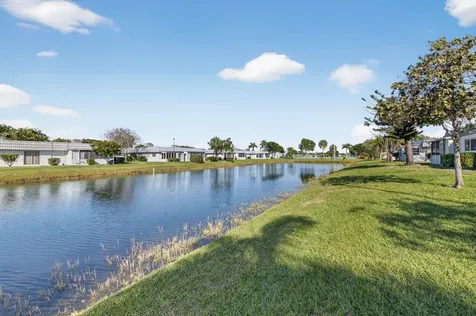 154 Valencia G Delray Beach FL 33446