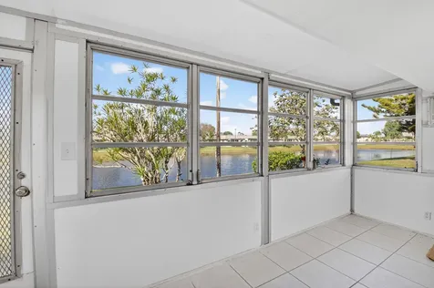 154 Valencia G Delray Beach FL 33446