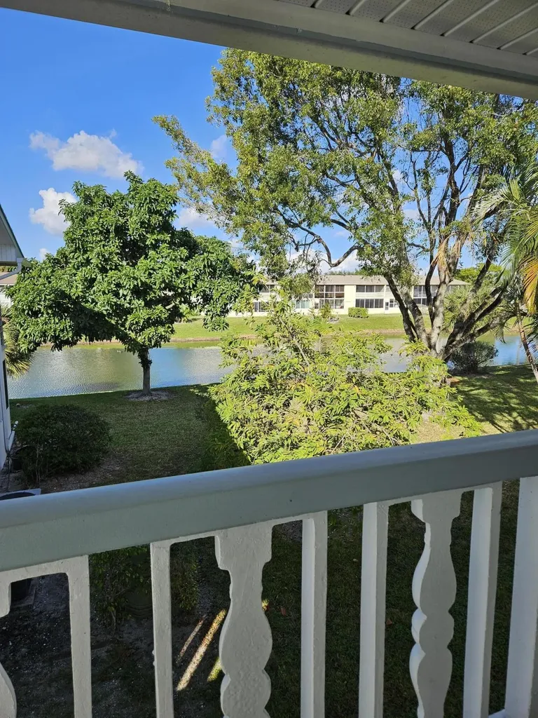 133 Camden West Palm Beach FL 33417