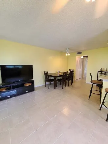 133 Camden West Palm Beach FL 33417
