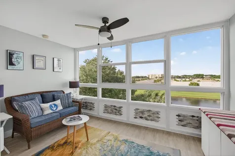 25 Abbey Lane Delray Beach FL 33446