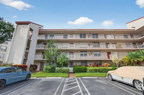 25 Abbey Lane Delray Beach FL 33446