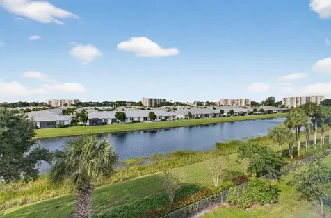 25 Abbey Lane Delray Beach FL 33446