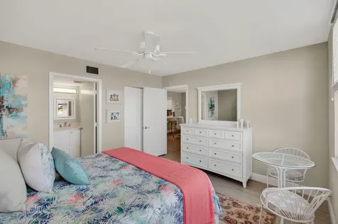25 Abbey Lane Delray Beach FL 33446