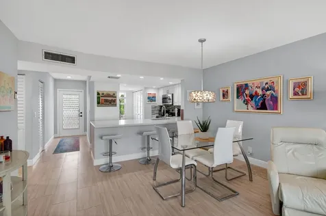 25 Abbey Lane Delray Beach FL 33446