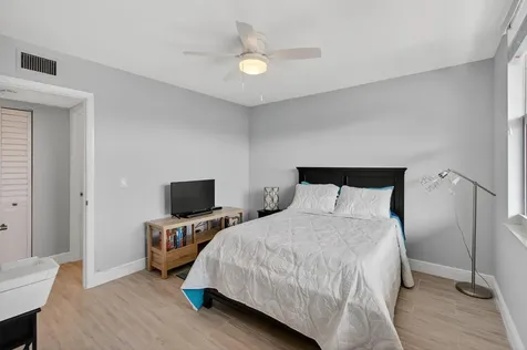 25 Abbey Lane Delray Beach FL 33446