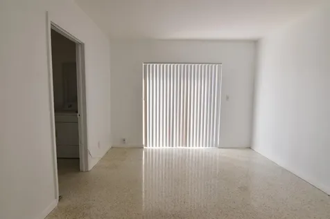 2472 NE 5th Avenue Boca Raton FL 33431