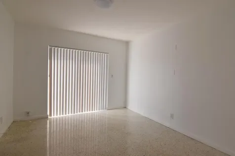 2472 NE 5th Avenue Boca Raton FL 33431