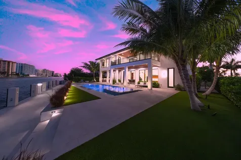 2880 Ne 9th Street Pompano Beach FL 33062