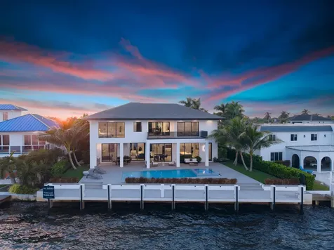 2880 Ne 9th Street Pompano Beach FL 33062