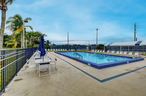 13602 Via Flora Delray Beach FL 33484