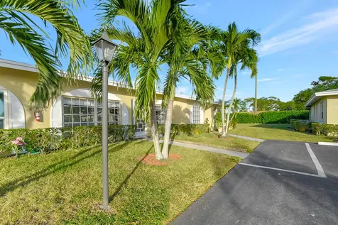 13602 Via Flora Delray Beach FL 33484