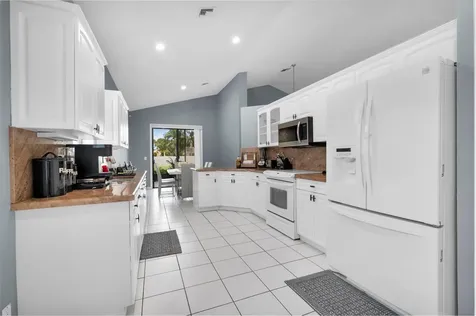 10393 Lexington Circle Boynton Beach FL 33436