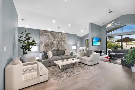 10393 Lexington Circle Boynton Beach FL 33436