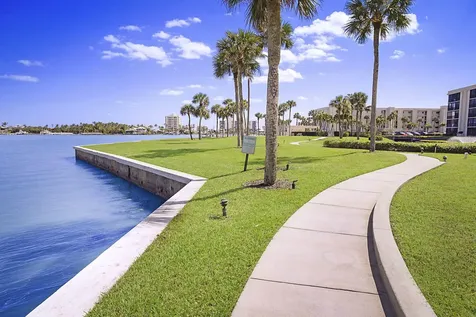300 Intracoastal Place Tequesta FL 33469