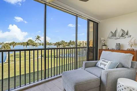 300 Intracoastal Place Tequesta FL 33469