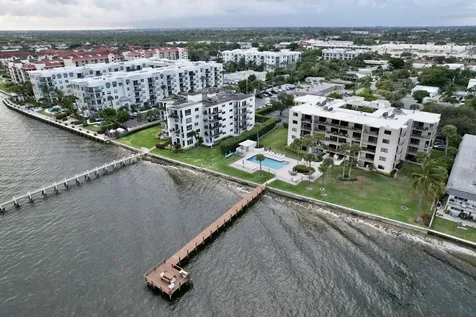1204 S Lake Drive Lantana FL 33462
