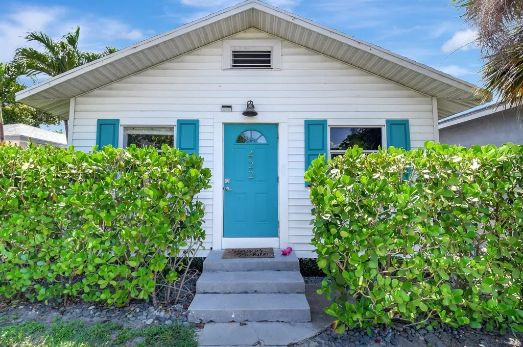 422 N H Street Lake Worth Beach FL 33460