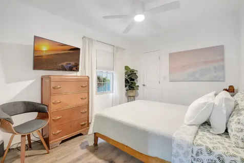 422 N H Street Lake Worth Beach FL 33460