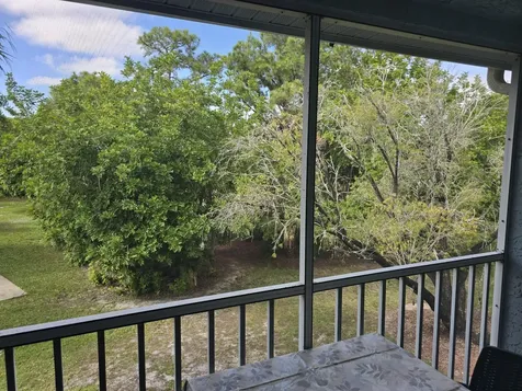 1606 Se Green Acres Circle Port Saint Lucie FL 34952