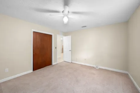 2491 Se Whitehorse Street Port Saint Lucie FL 34984