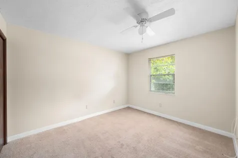 2491 Se Whitehorse Street Port Saint Lucie FL 34984