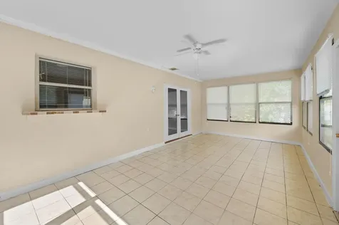 2491 Se Whitehorse Street Port Saint Lucie FL 34984